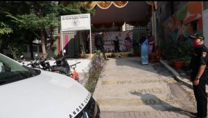 Antisipasi Kerumunan, Sekolah Islam Nufis Wisuda Drive-thru