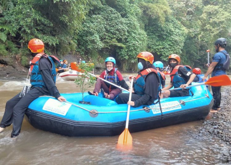 Pramuka SPN Kota Depok Gelar Arung Edukasi Gemilang Untuk Bersih Sungai Ciliwung