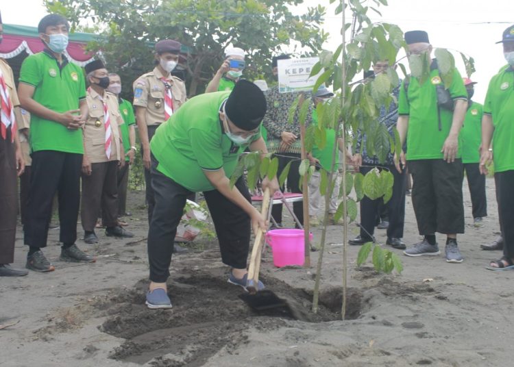 Hari Menanam Pohon, LDII Ajak Masyarakat Ibadah dengan Tanam Pohon