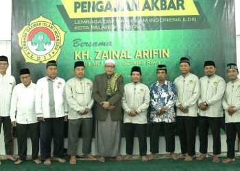 Mengisi Pengajian Akbar LDII, Ketua MUI Palangka Raya Terus Dukung Pembinaan Generasi Muda