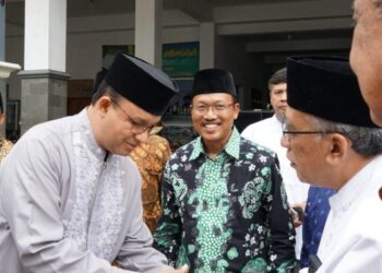Anies Baswedan Ajak Santri Ponpes Al Ubaidah Jadi Guru Inspiratif