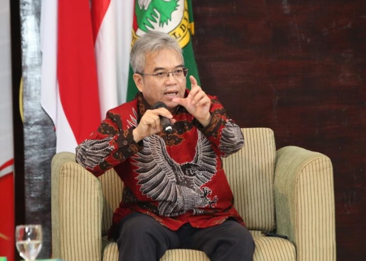 Yudi Latif: Demokrasi Indonesia Dimulai dengan Belajar Merdeka
