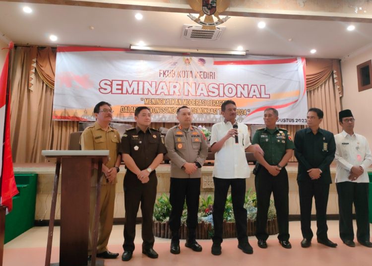 Songsong Pemilu 2024, Ponpes Wali Barokah Kota Kediri Hadiri Seminar Nasional FKUB