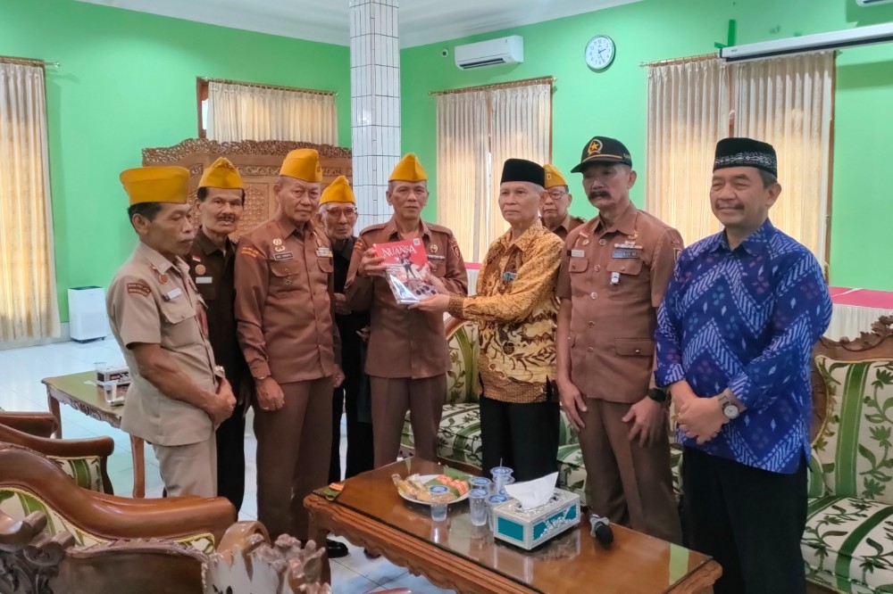 Ketua Ponpes Wali Barokah Terima Kunjungan LVRI, Tekankan Pentingnya Nilai-nilai Luhur Bangsa