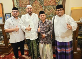 Akademisi PTIQ Silaturahim dengan Habib Syech dan Bekali Dakwah Sejuk untuk 1.500 Santri LDII Surakarta