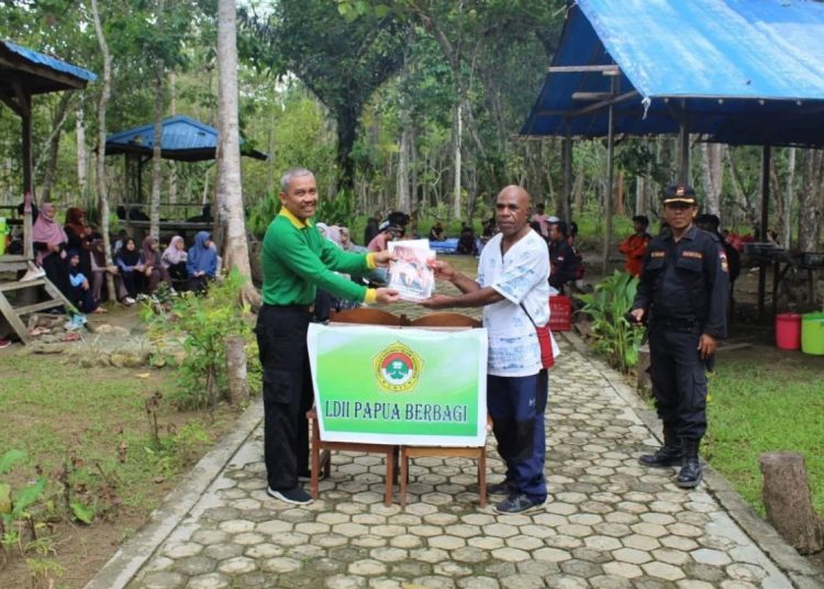 Kunjungi Isyo Hill’s Bird Watching, LDII Salurkan Bantuan Sosial