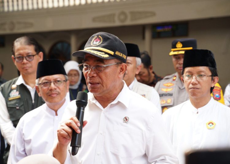 Upaya Cegah Stunting, Menko PMK Muhadjir Tinjau Posyandu As-Syifa Ponpes Al Ubaidah Sebagai Percontohan