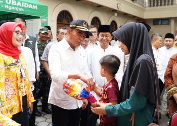 Upaya Cegah Stunting, Menko PMK Muhadjir Tinjau Posyandu As-Syifa Ponpes Al Ubaidah Sebagai Percontohan