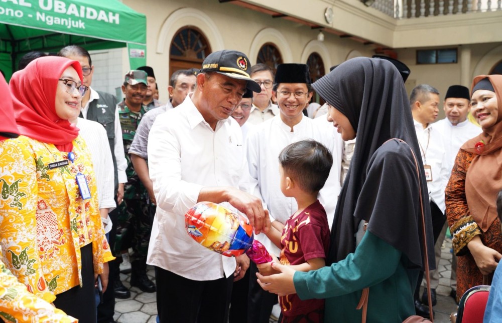 Upaya Cegah Stunting, Menko PMK Muhadjir Tinjau Posyandu As-Syifa Ponpes Al Ubaidah Sebagai Percontohan