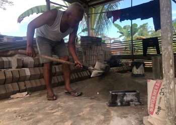 PAC LDII Wonomulyo Gerakkan Ekonomi Warga dengan Produksi Batako