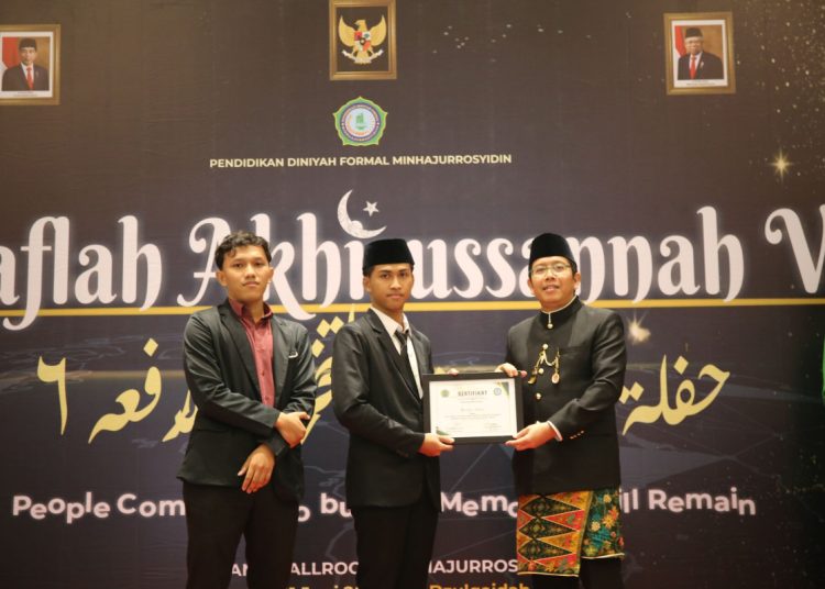 wisuda pondok