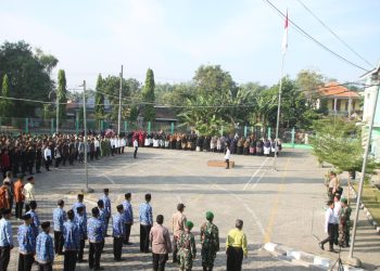 Ponpes Milenium Alfiena Gelar Upacara Peningkatan Hari Lahir Pancasila