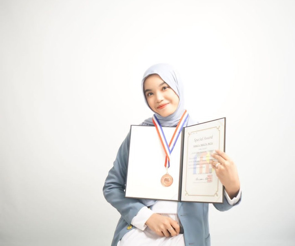 Humaira, Generasi Muda LDII Ini Raih Juara Matematika Internasional