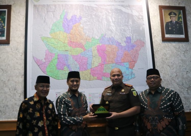 Pererat Sinergi, DPD LDII Kota Bandung Silaturahim dengan Kejaksaan Negeri Bandung