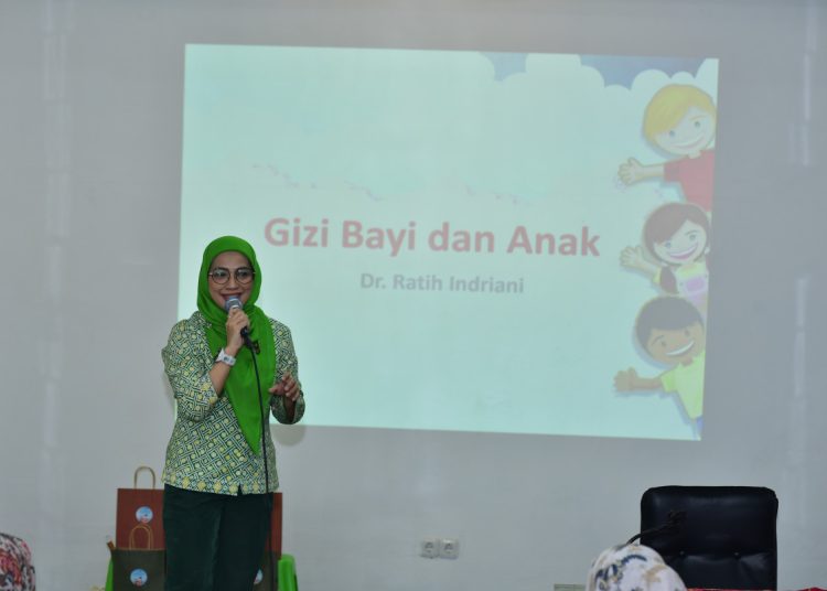 Dr. Ratih