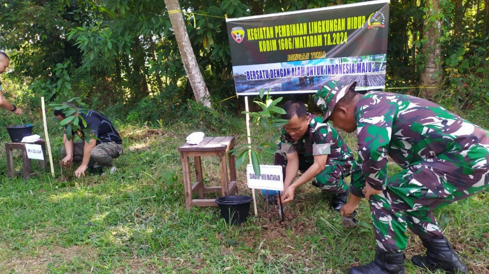 LDII Gabung dengan Kodim 1606 Mataram Tanam 1.000 Pohon