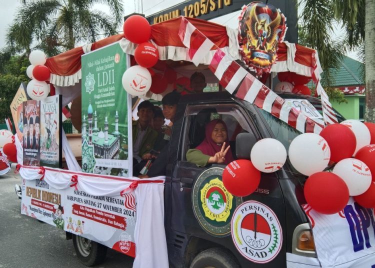 Meriahkan HUT RI, DPD LDII Sintang Ikuti Karnaval Mobil Hias