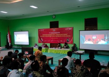 Sosialisasikan Pilkada 2024, KPU Kota Kediri Gelar Nobar di Ponpes Wali Barokah