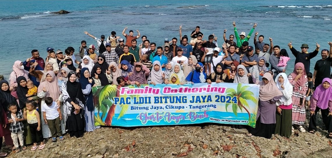 PAC LDII Bitung Jaya Gelar Family Gathering di Pantai Ciberem Anyer