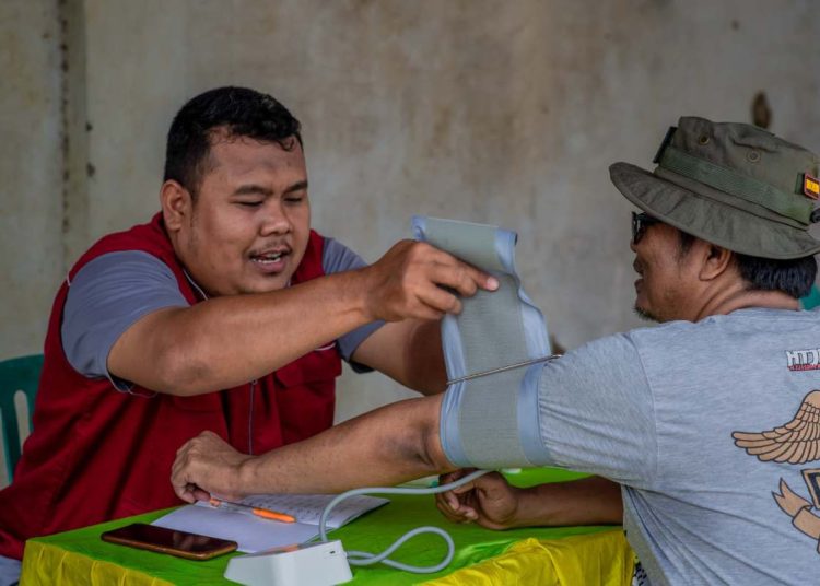 Baksos Kesehatan LDII Jombang Diserbu Lansia dan Pemuda