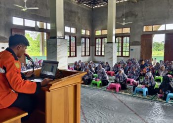 Mitigasi Bencana Kebakaran, LDII Nabire dan Senkom Mitra Polri Gelar Pelatihan Pemadam Kebakaran