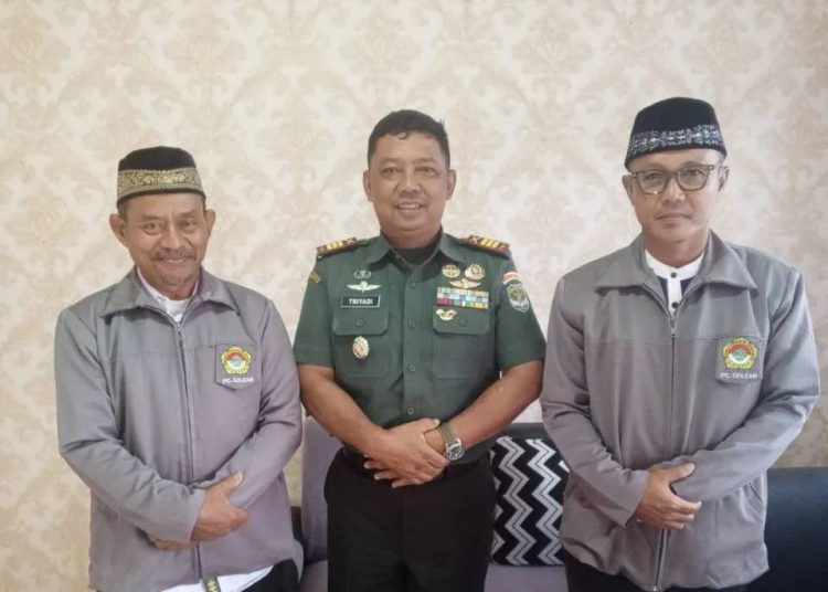 Tanamkan Semangat Bela Negara, Pengurus LDII Silaturrahim ke Koramil 13 Solear