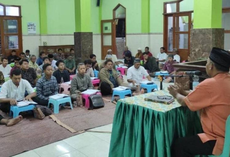 LDII Pedan Gelar Pengajian Buku Pedoman Ibadah Perkuat Pemahaman Salat