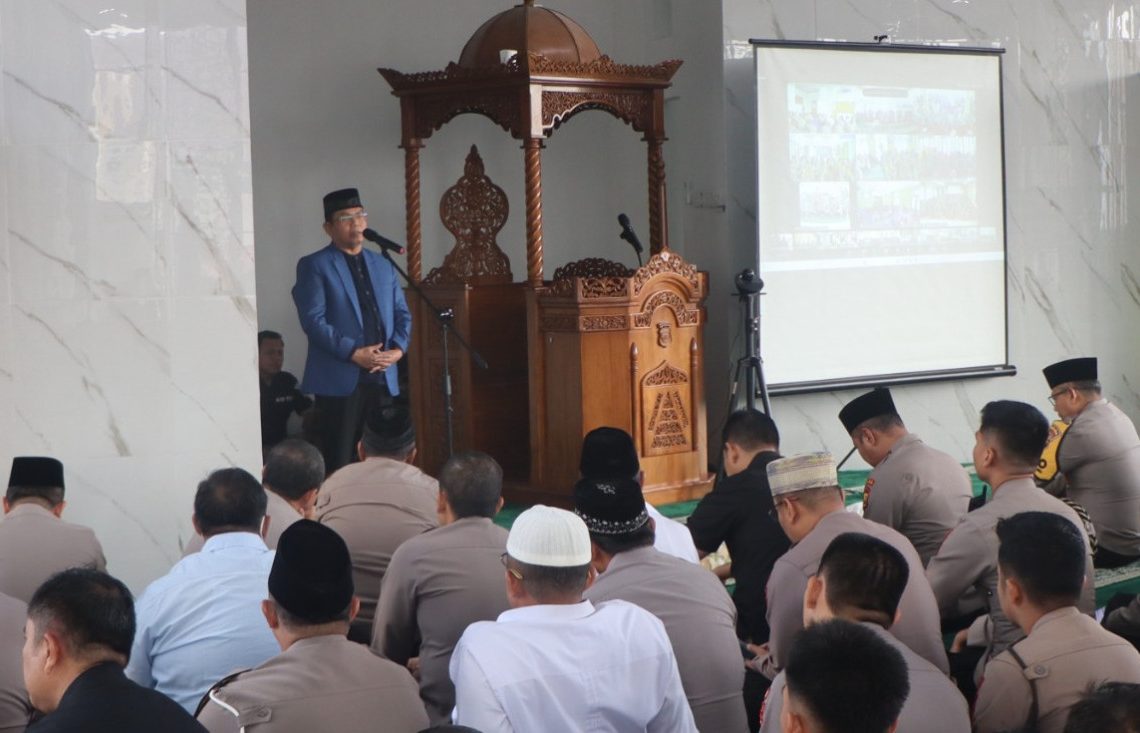 Pengasuh Ponpes Budi Utomo Isi Pengajian di Polda Bengkulu
