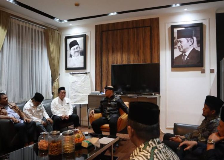 Ormas Islam Kota Bandung Audiensi dengan DPRD Bahas Cipta Kondisi Ramadan
