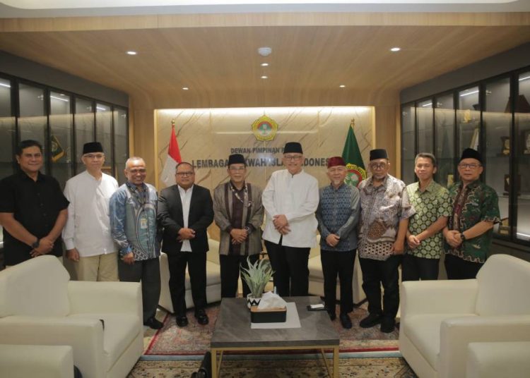 Ketua MUI Pusat dan Maybank Gandeng LDII Perkuat Ekosistem Ekonomi Syariah