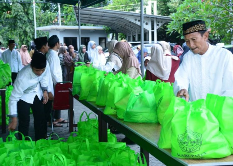 Wakil Bupati Gresik Apresiasi LDII Bagikan 1.500 Paket Untuk Dhuafa dan Yatim Piatu