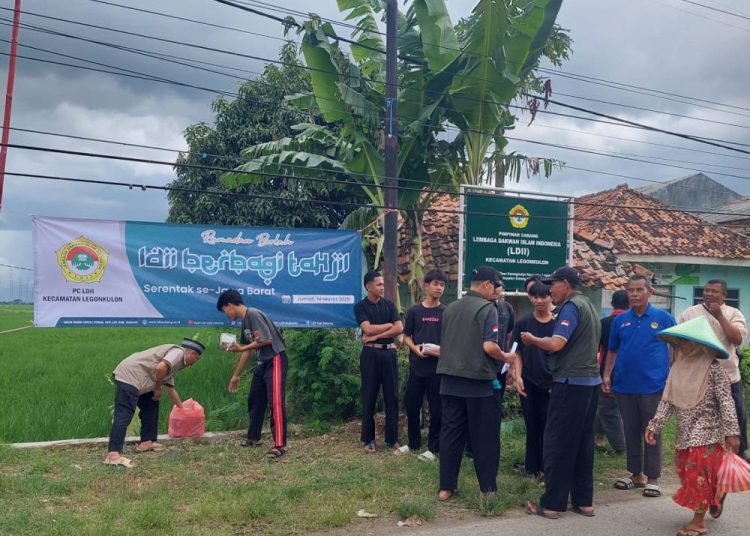 PC LDII Legonkulon Subang Bagikan Takjil Gratis