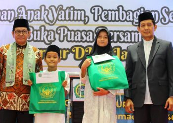 Hadiri Santunan Anak Yatim di Ponpes Minhajurrosyidin, Gubernur Jakarta Ingatkan Tingkatkan Kepedulian Sosial