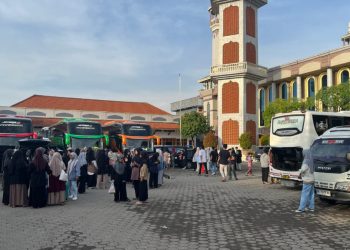 Ponpes Gadingmangu Antar Ribuan Santri Mudik Lebaran