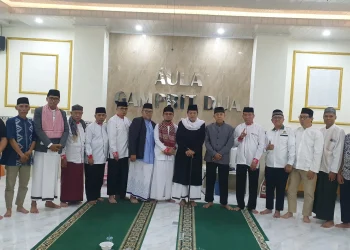 Jelang Idul Fitri, PAC LDII Kelurahan Jatiwaringin Bagikan Ratusan Paket Sembako