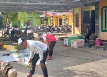 Komunitas RRM Kudus dan LDII Mejobo Galang Aksi Bersih-Bersih Masjid Arrokhimi