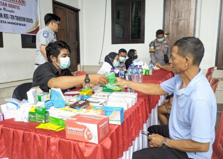 HUT Bhayangkara ke-79, LDII dan Polresta Manokwari Helat Pengobatan Gratis