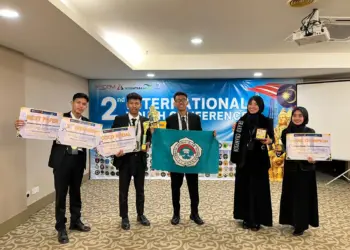 Santri PPM Al-Hikmah Raih Grand Championship IYC di Malaysia