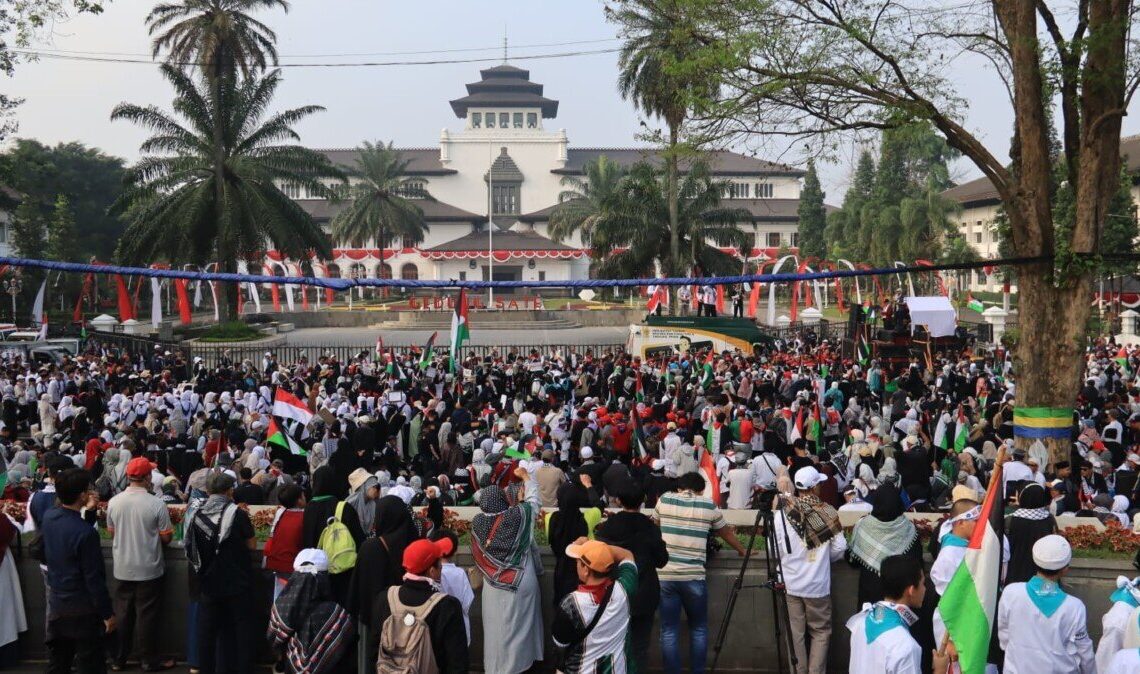 LDII Kota Bandung Ikuti Aksi Umat Islam Bersatu Bela Palestina