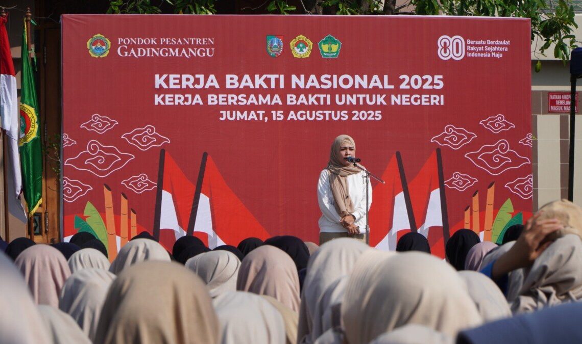 Peringati HUT RI, Ribuan Santri dan Warga LDII Gadingmangu Helat Kerja Bakti Massal