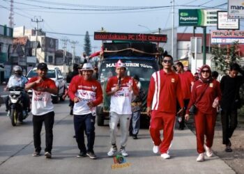 Sekdes Sukadami Apresiasi Karnaval PC LDII Cikarang Selatan di HUT ke-80 RI