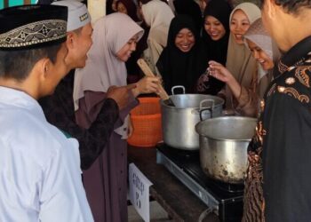 LDII Rambah Samo Bekali Kemandirian Generasi Muda Lewat Pelatihan Pembuatan Bakso