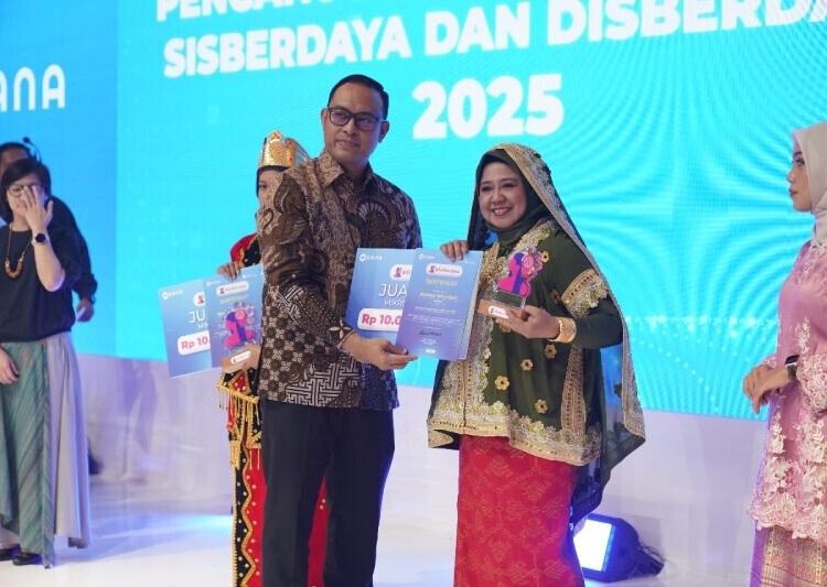 Warga LDII Raih Penghargaan UMKM SisBerdaya 2025, Angkat Kain Tradisional di Dunia Fashion