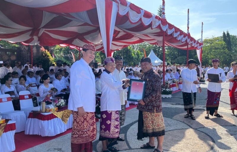 Warga LDII Bali Raih Satyalancana Kebaktian Sosial dari Gubernur