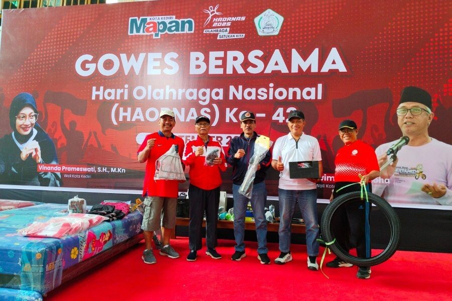 Ponpes Wali Barokah Helat Gowes Bersama Puluhan Komunitas Sepeda