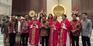 Pimpinan Ponpes Minhaajurrosyidiin Hadiri Undangan Gubernur Jakarta Resmikan Gereja Paroki Kalvari