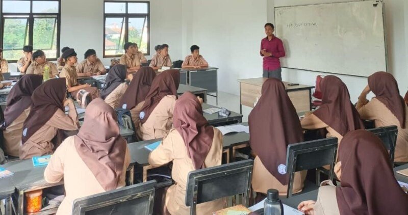 Siswa SMA IMBS Belajar Budaya Kerja Jepang