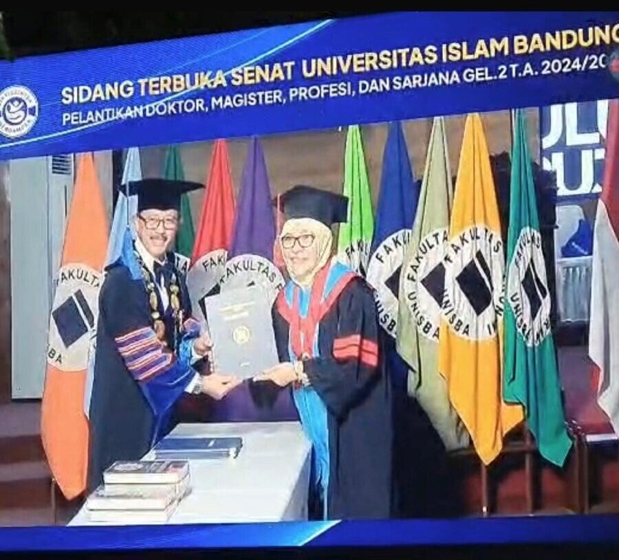 Kisah Yusrawati Guru Besar FK Unand yang Haus Ilmu