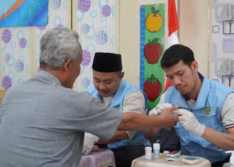 LDII Gandeng Puskesmas Bambu Apus Gelar Pemeriksaan Kesehatan Khusus Lansia