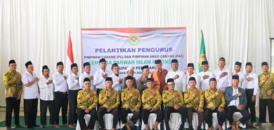 DPD LDII Pemalang Serahkan SK Kepengurusan Baru 2025–2030